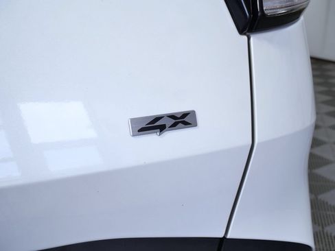 Used 2023 Kia Sportage LX AWD/4WD image 7