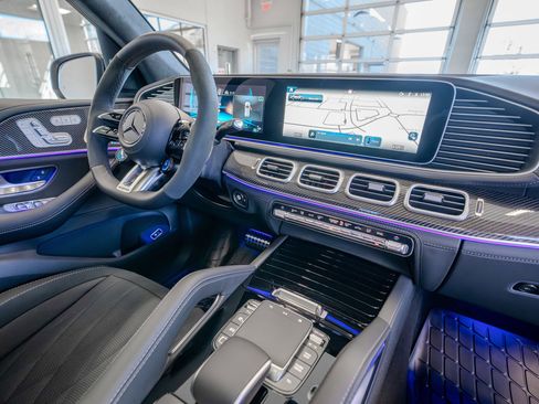 New 2026 Mercedes-Benz GLE 63 AMG S image 19