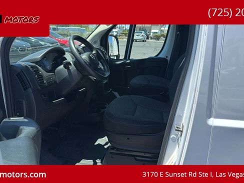 Used 2023 RAM ProMaster 2500 FWD image 11