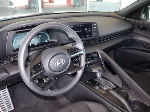 Used 2026 Hyundai Elantra Sport FWD image 16