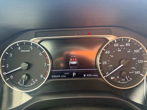 Used 2024 Nissan Rogue SV image 10