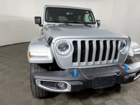 Used 2023 Jeep Wrangler Unlimited Sahara w/ Cold Weather Group AWD/4WD image 11