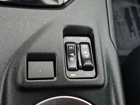 Used 2019 Subaru Impreza 2.0i Limited image 25