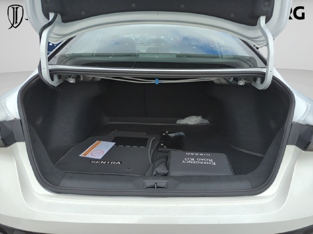 Used 2026 Nissan Sentra SR w/ Floor Mat Package FWD image 76