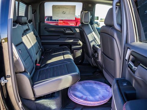 New 2025 GMC Sierra 1500 AT4X image 19