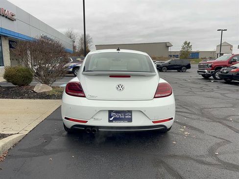Used 2019 Volkswagen Beetle 2.0T SE w/ SE Premium Package image 6
