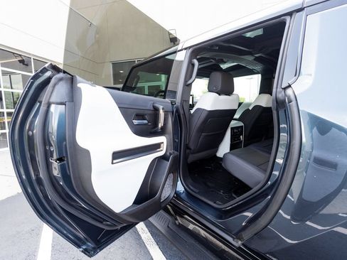 Used 2025 GMC Hummer EV 3X AWD/4WD image 54