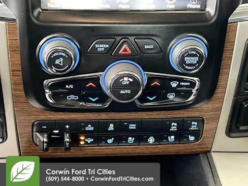 Used 2016 RAM 1500 Laramie w/ Convenience Group image 9