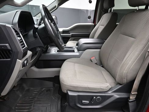 Used 2016 Ford F150 XLT w/ Equipment Group 302A Luxury AWD/4WD image 12