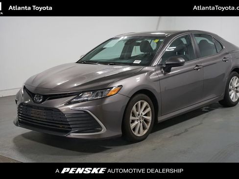 Used 2023 Toyota Camry LE image 1
