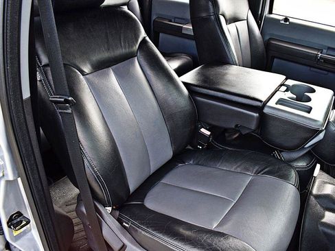 Used 2015 Ford F250 XLT w/ XLT Value Package AWD/4WD image 27