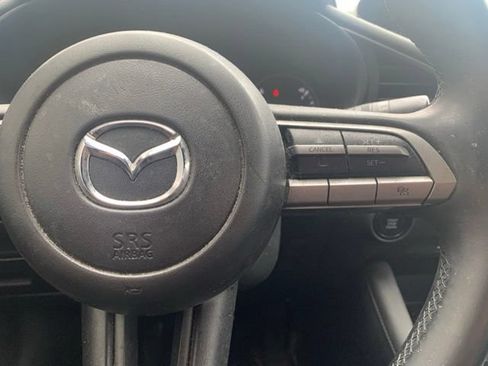Used 2020 MAZDA MAZDA3 AWD Hatchback image 7