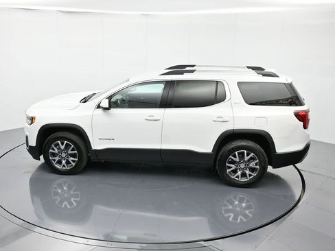 Used 2023 GMC Acadia SLT image 16