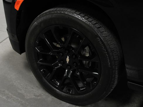 Used 2023 Chevrolet Tahoe High Country w/ Advanced Technology Package image 10