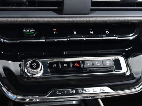 Used 2023 Lincoln Corsair AWD w/ Equipment Group 101A image 28