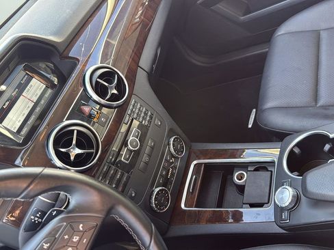 Used 2014 Mercedes-Benz GLK 350 2WD image 21