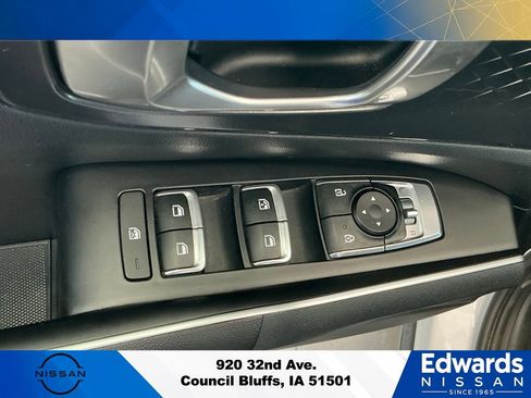 Used 2022 Kia Sorento LX FWD image 23