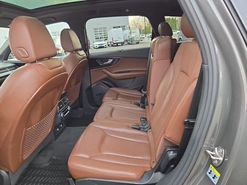 Used 2019 Audi Q7 3.0T Prestige AWD/4WD image 29