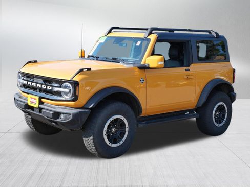 Used 2021 Ford Bronco Outer Banks w/ Sasquatch Package AWD/4WD image 3