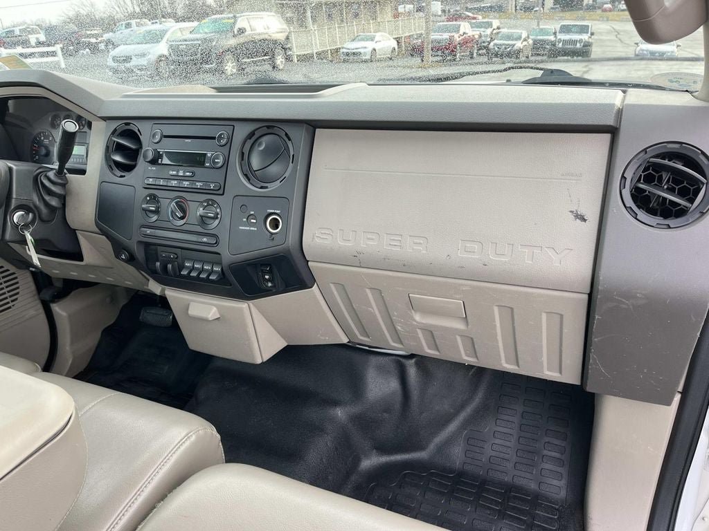 Used 2008 Ford F550 2WD Regular Cab Super Duty image 12