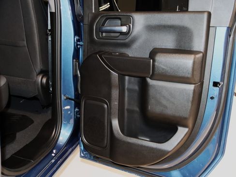 Used 2026 Chevrolet Silverado 2500 Custom w/ Custom Value Package image 61