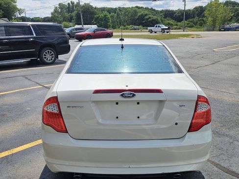Used 2012 Ford Fusion SE FWD image 5