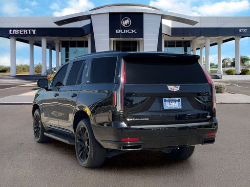 Used 2021 Cadillac Escalade Sport RWD image 5