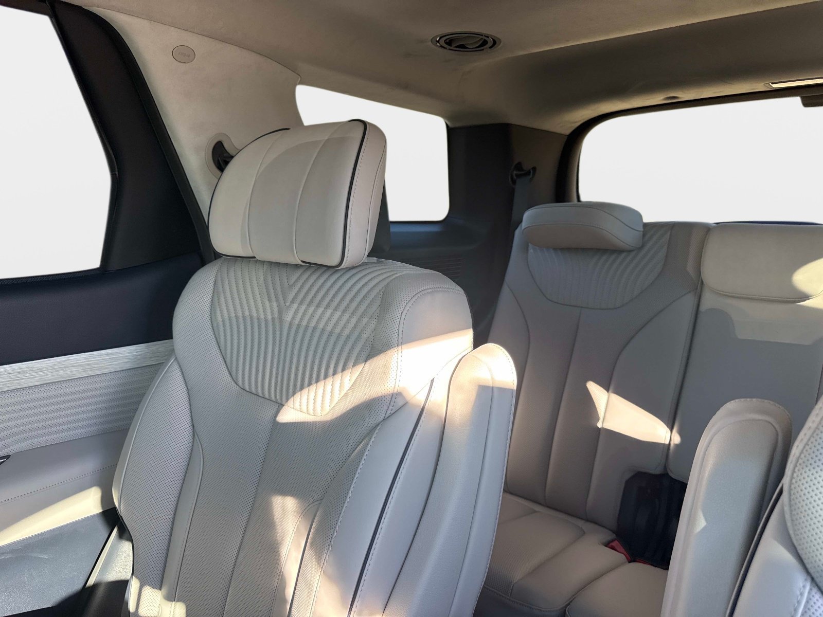 Used 2024 Hyundai Palisade Calligraphy AWD/4WD image 14