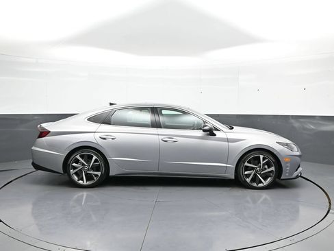 Certified 2023 Hyundai Sonata SEL Plus FWD image 5