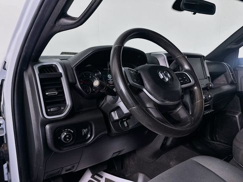 Used 2022 RAM 2500 Big Horn w/ Cold Weather Group AWD/4WD image 9