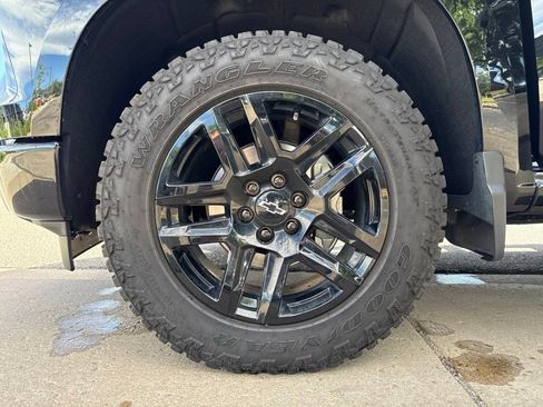 Used 2024 Chevrolet Silverado 1500 Custom w/ Turbomax Blackout Package AWD/4WD image 27