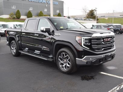 Used 2025 GMC Sierra 1500 SLT w/ SLT Premium Plus Package