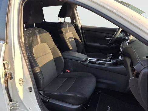 Used 2022 Nissan Sentra SV FWD image 18