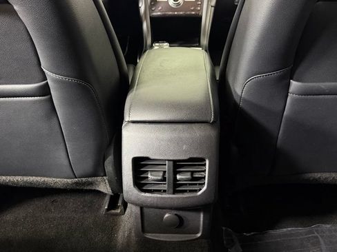Used 2018 Ford Fusion Titanium AWD/4WD image 27