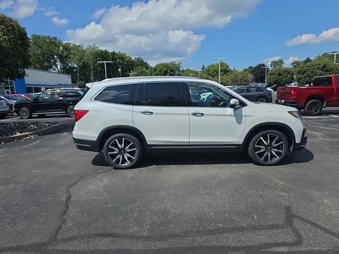 Used 2022 Honda Pilot Touring image 10