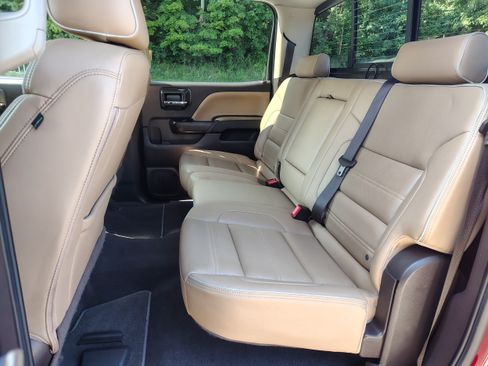 Used 2018 GMC Sierra 1500 Denali AWD/4WD image 23