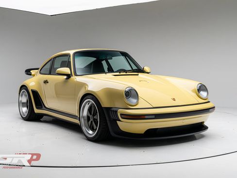 Used 1989 Porsche 911 Carrera 4 AWD/4WD image 1