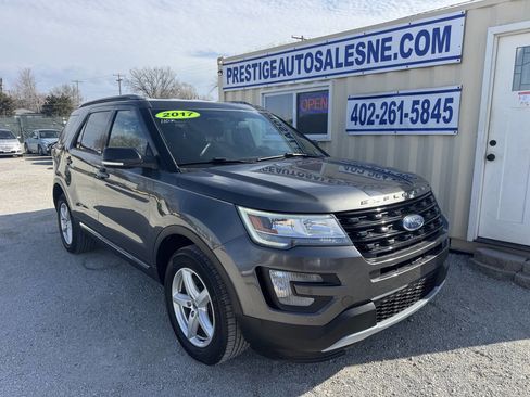 Used 2017 Ford Explorer XLT w/ Equipment Group 202A image 1