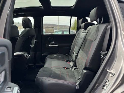 Certified 2021 Mercedes-Benz GLB 250 4MATIC image 22