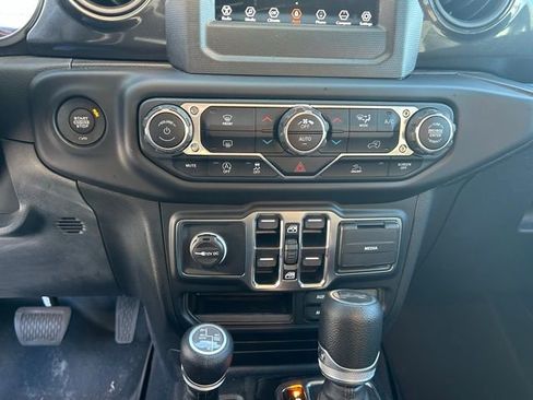 Used 2023 Jeep Wrangler Sport image 16