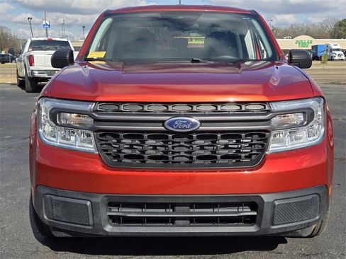 Used 2022 Ford Maverick XLT image 8