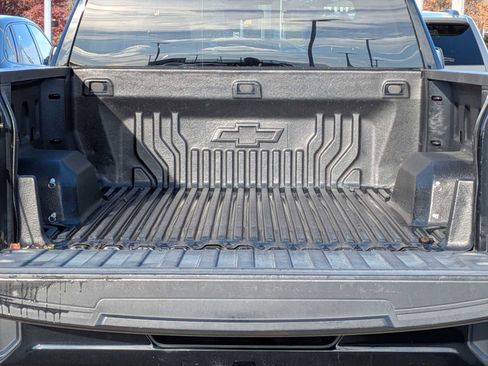 Used 2020 Chevrolet Silverado 1500 RST w/ RST Value Package image 30