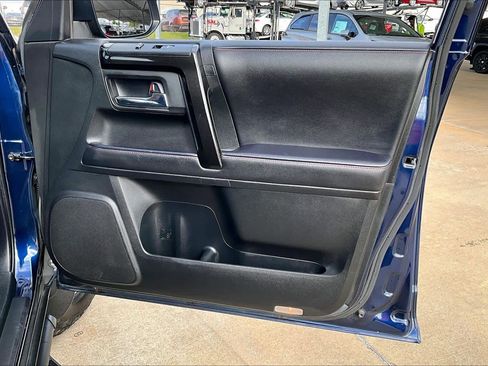 Used 2022 Toyota 4Runner TRD Off-Road image 25