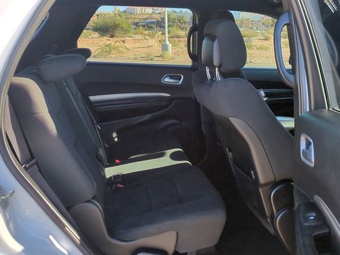 Used 2019 Dodge Durango SXT image 28