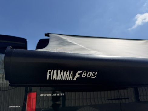 Used 2022 Mercedes-Benz Sprinter 2500 image 63