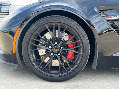 Used 2016 Chevrolet Corvette Z06 w/ Battery Protection Package image 8