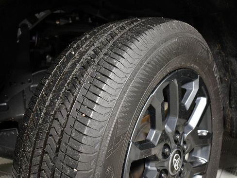 Certified 2025 Toyota Tundra Platinum image 10