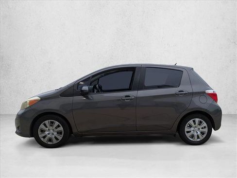 Used 2014 Toyota Yaris LE image 8