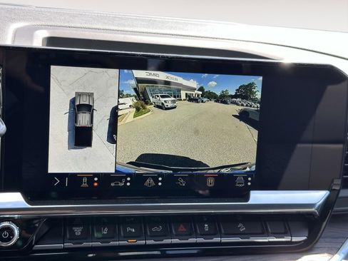 New 2025 GMC Sierra 2500 SLT w/ SLT Premium Package image 4