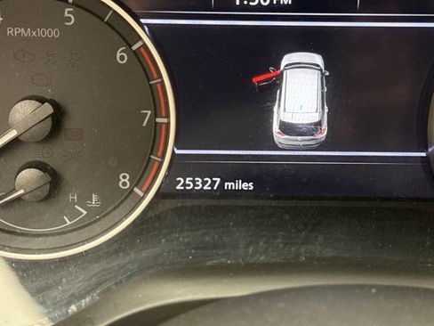 Used 2023 Nissan Rogue SV image 9